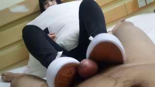Online film Taiwanese cute girl AWESOME footjob