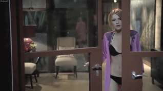 Online film Scream S01E01 (2015) Bella Thorne