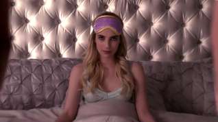 Online film Emma Roberts - Scream Queens S1 e01-e012