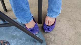 Online film Public Barefoot Shoeplay With Sam Libby Ballet Flats