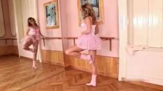 Online film fisting ballerina