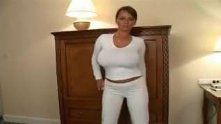 Online film Bea Flora stripping out of white jeans and top
