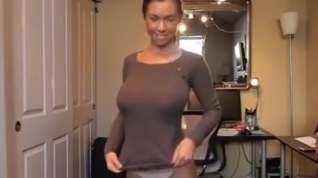 Online film Big tits braless sweater dance (slow mo)
