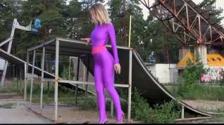 Online film Katya in pink spandex