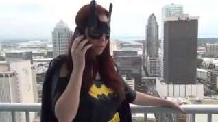 Online film Batgirl footjob
