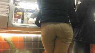 Online film voyeur street tight teen ass in jeans
