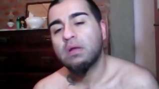 Online film Sexy latino bear wanking