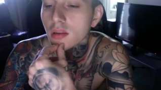 Online film Tattooed twink