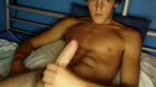 Online film Italian Very Cute Boy With Huge Cock 1st Time On Cam