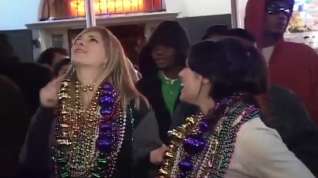 Online film Hot Mardi Gras Strippers Fight For Beads