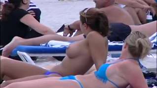 Online film Naked & Bikini Beautiful Beach Babes
