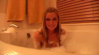 Online film My Warm Bubble Bath