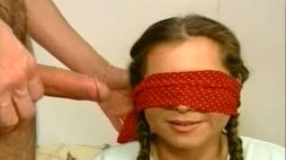 Online film Blindfolded Tart Gobbles A Stiff Wang