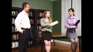 Online film Nice Lady give Man Spanking in the Room (part1)