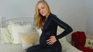 Online film Pregnant Blonde Teases With Dildo