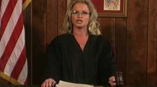 Online film Sexy judge the blonde removes stress after court session
