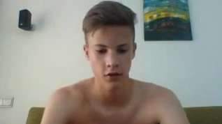 Online film Hungarian Cute Shy Boy Cums On Cam
