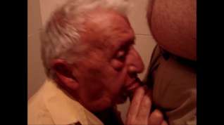 Online film Not Grandpa gay suck and swallow