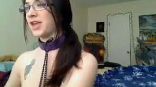 Online film Camgirl ballgag nipple clamps - who is she