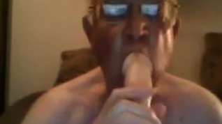 Online film Grandpa show and stroke on cam