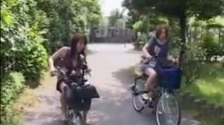 Online film fucking on the bike