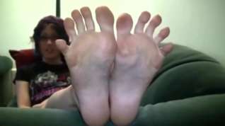 Online film Spreading Her toes