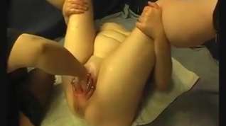 Online film Squirting while fisted in the ass