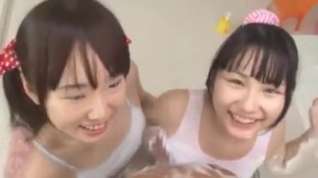 Online film Japanese girls have fun with soap