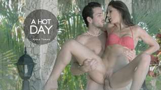 Online film Alexa Tomas in A Hot Day - ElegantAnal