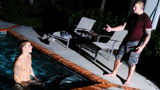 Online film Colby Jansen & Trent Ferris in Midnight Swim - DrillMyHole