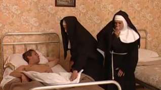 Online film MS Nuns