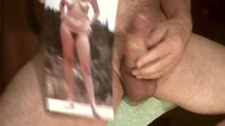 Online film Tribute for - cumshot on hairy pussy