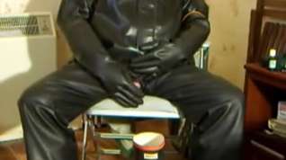 Online film Basic rubber wank.