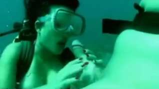 Online film Busty Brunette Scuba Fuck