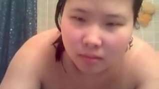 Online film Amateur Asian college girl BBW in the shower