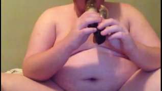 Online film Fat faggot jerking after play with dildo