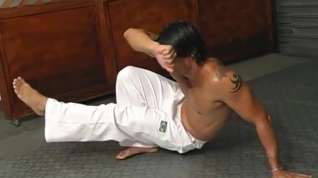 Online film Tony Capoeira