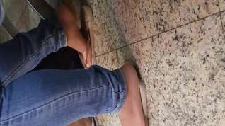 Online film Candid Gorgeus Sexy Feet and toes in flip flops