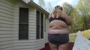 Online film Big ass bbw smokes and strips outdoor