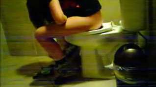 Online film Hidden Cam Captures Women on the Toilet
