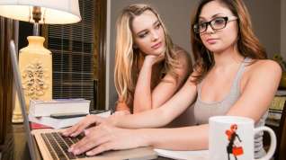 Online film Ariana Marie & Kenna James in Tech Support Video