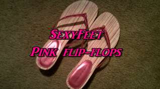 Online film Pink flip-flops