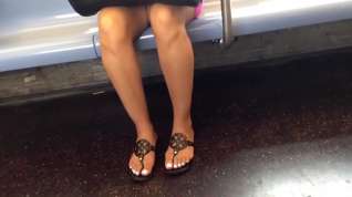 Online film Candid train legs and active toes