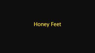 Online film Honey Feet for Real Foot Fetish