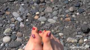 Online film beach feet