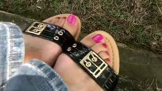 Online film hot pink toes pedal pumping