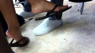 Online film Ebony girl dangling flip flops at lunch