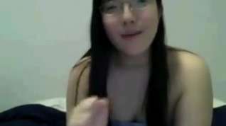 Online film Chubby Asian Chick With Pierced Nipples On Cam