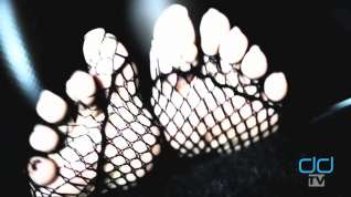 Online film Darla TV - A Fishnet Stockings Foot Fetish Blue Dream - Extended Footage!