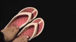 Online film Favorite flip flops